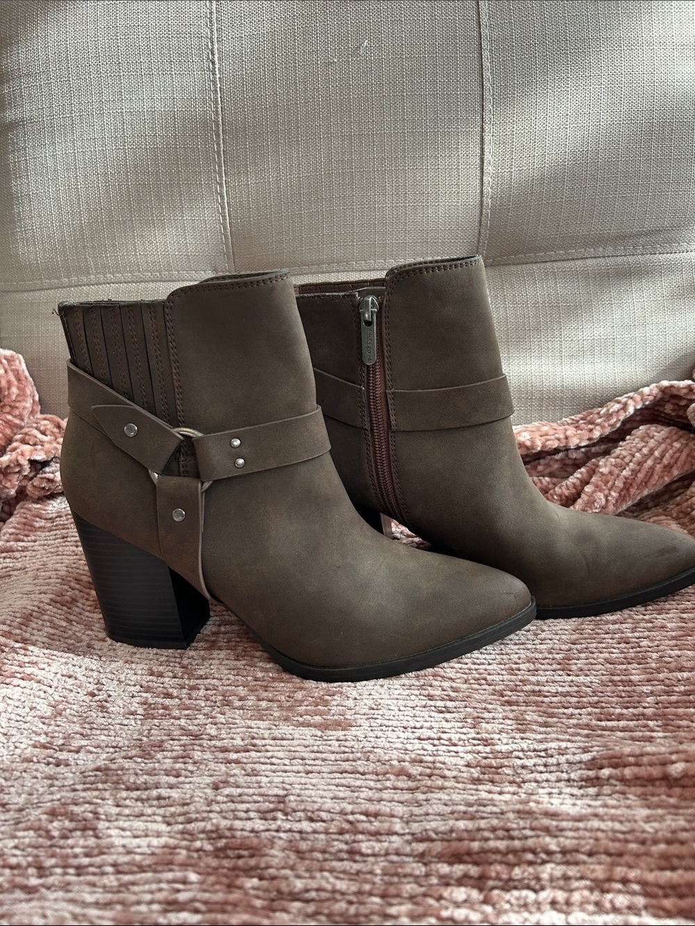 Indigo Rd. Brown Ankle Booties Size 8